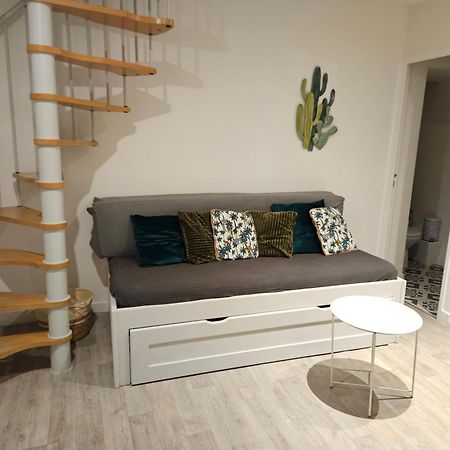 Maison De Village Meublee Avec Terrasse Donzere Экстерьер фото
