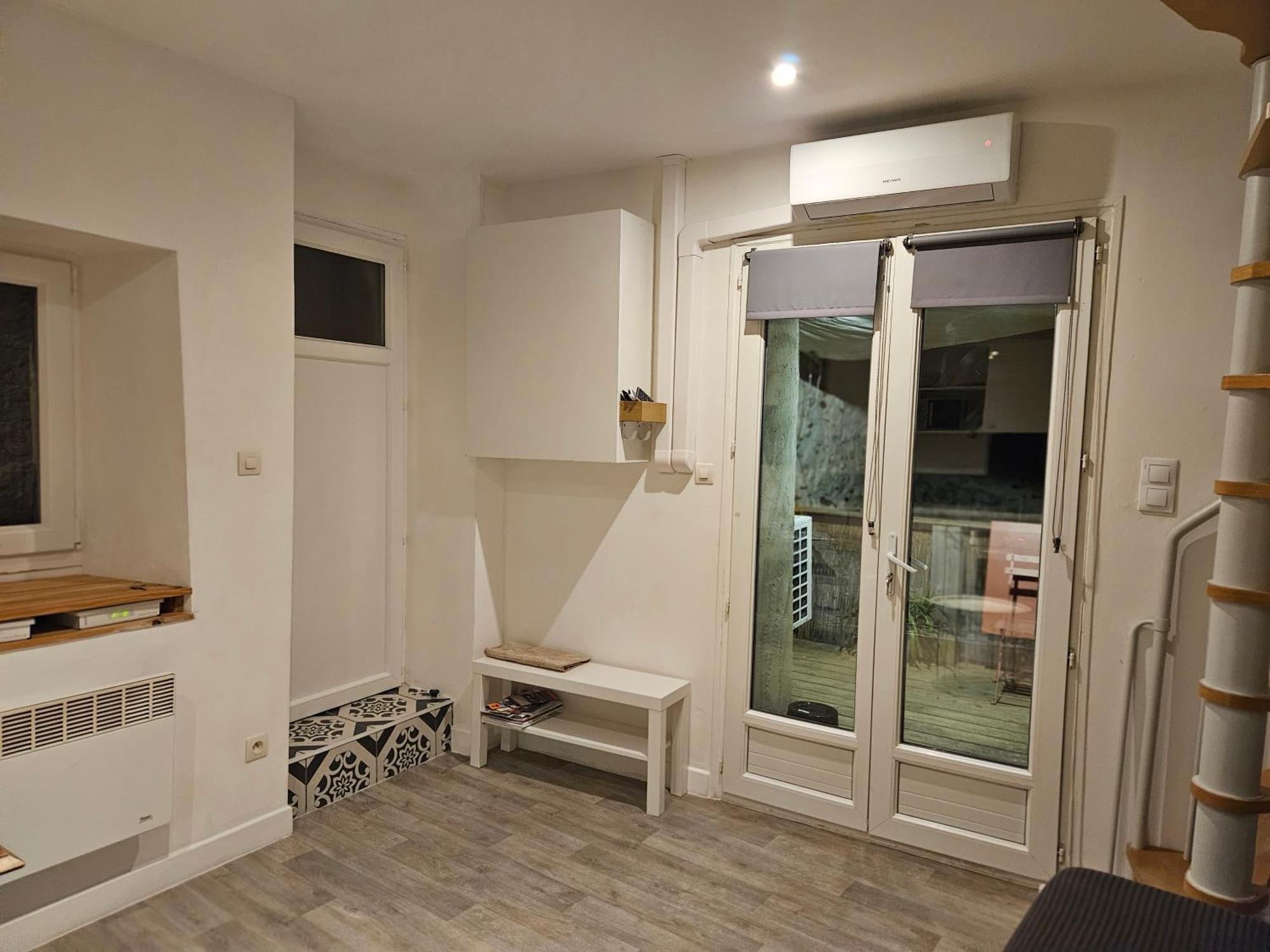 Maison De Village Meublee Avec Terrasse Donzere Экстерьер фото